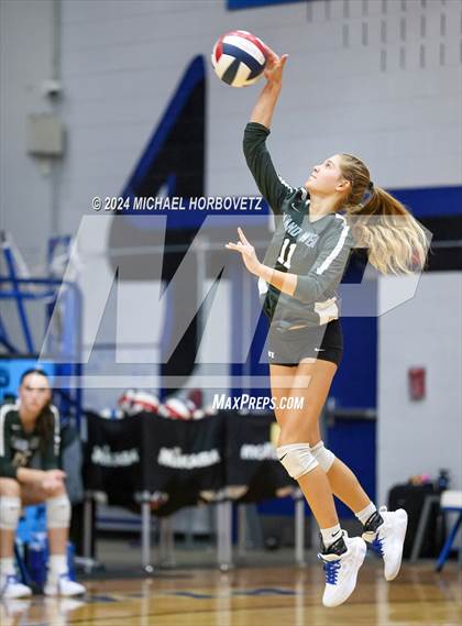 Thumbnail 3 in Lovejoy @ Plano West photogallery.