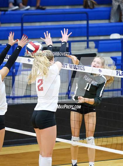 Thumbnail 3 in Lovejoy @ Plano West photogallery.