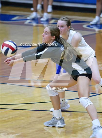 Thumbnail 2 in Lovejoy @ Plano West photogallery.