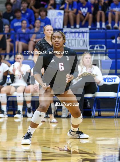 Thumbnail 3 in Lovejoy @ Plano West photogallery.