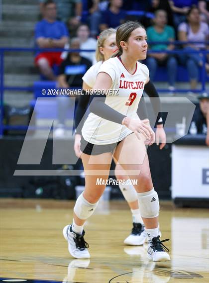 Thumbnail 3 in Lovejoy @ Plano West photogallery.