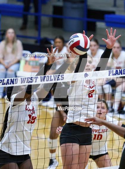Thumbnail 2 in Lovejoy @ Plano West photogallery.