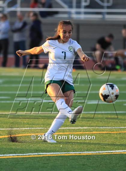 Thumbnail 2 in South Hills vs Cypress (CIF SS D3 Quarterfinal Playoff) photogallery.