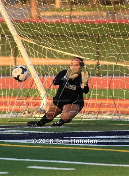 Thumbnail 2 in South Hills vs Cypress (CIF SS D3 Quarterfinal Playoff) photogallery.