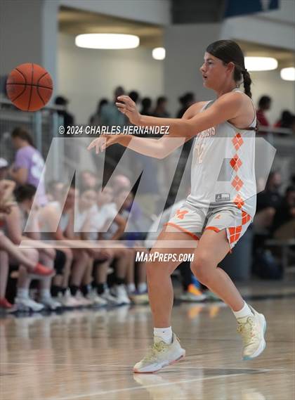 Thumbnail 1 in Mineola vs Gunter (Texas Association of Basketball Coaches Showcase) photogallery.