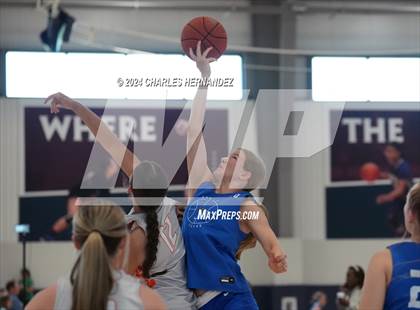 Thumbnail 1 in Mineola vs Gunter (Texas Association of Basketball Coaches Showcase) photogallery.