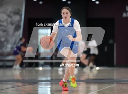Thumbnail 1 in Mineola vs Gunter (Texas Association of Basketball Coaches Showcase) photogallery.