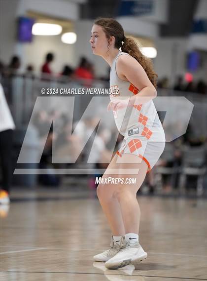 Thumbnail 2 in Mineola vs Gunter (Texas Association of Basketball Coaches Showcase) photogallery.