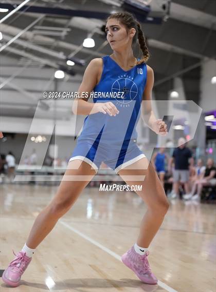Thumbnail 1 in Mineola vs Gunter (Texas Association of Basketball Coaches Showcase) photogallery.