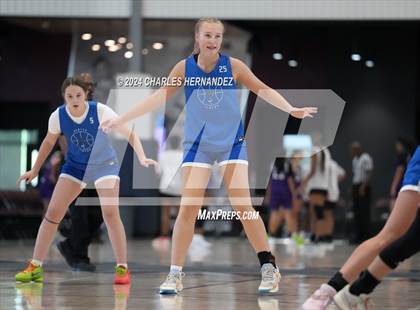 Thumbnail 3 in Mineola vs Gunter (Texas Association of Basketball Coaches Showcase) photogallery.