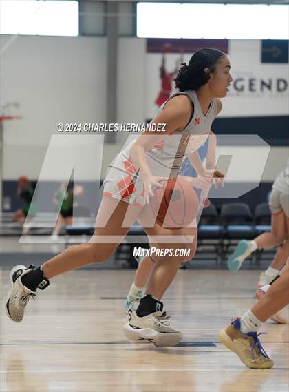 Thumbnail 2 in Mineola vs Gunter (Texas Association of Basketball Coaches Showcase) photogallery.