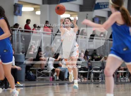 Thumbnail 1 in Mineola vs Gunter (Texas Association of Basketball Coaches Showcase) photogallery.