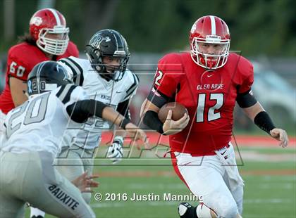 Thumbnail 2 in Bauxite @ Glen Rose photogallery.