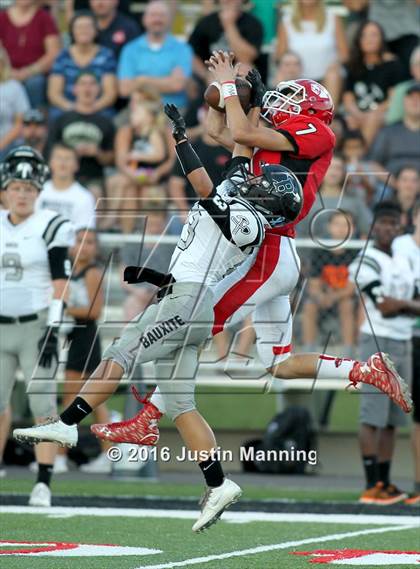 Thumbnail 3 in Bauxite @ Glen Rose photogallery.
