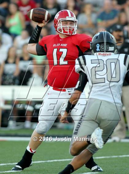Thumbnail 3 in Bauxite @ Glen Rose photogallery.