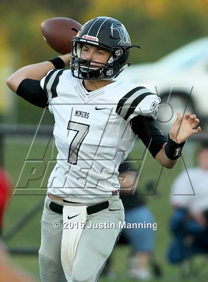 Thumbnail 2 in Bauxite @ Glen Rose photogallery.