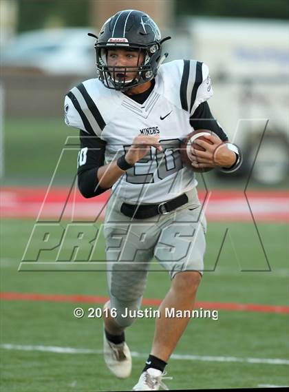Thumbnail 3 in Bauxite @ Glen Rose photogallery.