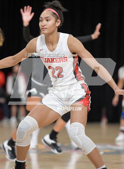 Thumbnail 2 in St. Mary's vs. Sidwell Friends (NIKE Tournament of Champions) photogallery.