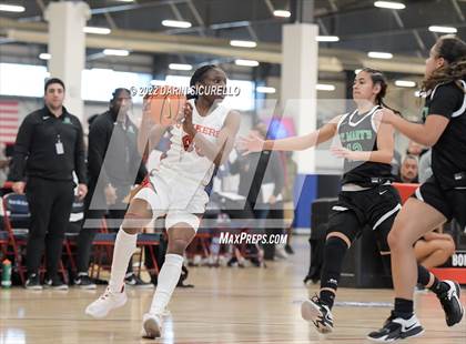 Thumbnail 2 in St. Mary's vs. Sidwell Friends (NIKE Tournament of Champions) photogallery.