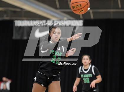 Thumbnail 3 in St. Mary's vs. Sidwell Friends (NIKE Tournament of Champions) photogallery.