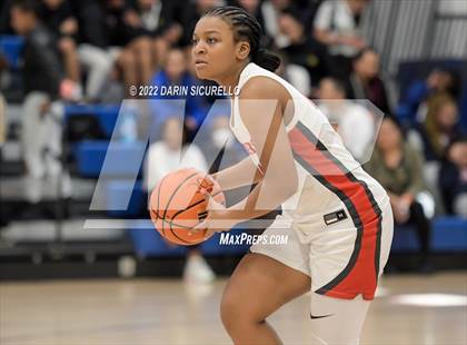 Thumbnail 1 in St. Mary's vs. Sidwell Friends (NIKE Tournament of Champions) photogallery.