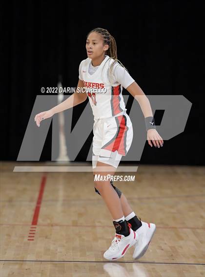 Thumbnail 2 in St. Mary's vs. Sidwell Friends (NIKE Tournament of Champions) photogallery.