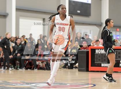 Thumbnail 1 in St. Mary's vs. Sidwell Friends (NIKE Tournament of Champions) photogallery.