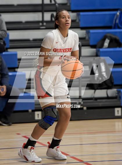 Thumbnail 1 in St. Mary's vs. Sidwell Friends (NIKE Tournament of Champions) photogallery.