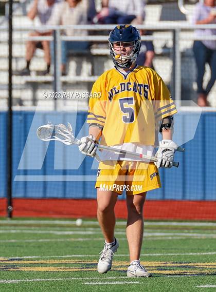 Thumbnail 2 in Bayport-Blue Point @ Shoreham-Wading River (Section XI Div II Semi Finals) photogallery.