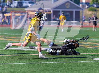Thumbnail 3 in Bayport-Blue Point @ Shoreham-Wading River (Section XI Div II Semi Finals) photogallery.