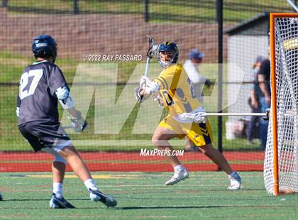 Thumbnail 3 in Bayport-Blue Point @ Shoreham-Wading River (Section XI Div II Semi Finals) photogallery.