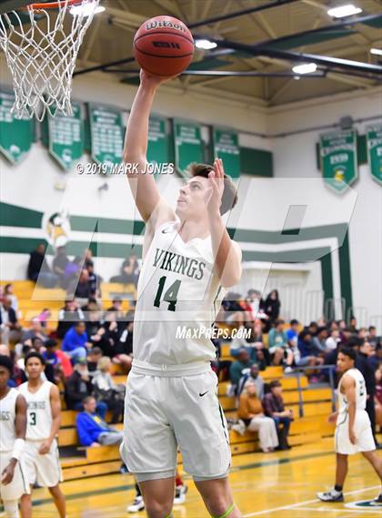 Thumbnail 1 in Sunnyslope vs. Greenway (Sunnyslope Hoopsgiving Basketball Tournament) photogallery.