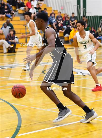 Thumbnail 3 in Sunnyslope vs. Greenway (Sunnyslope Hoopsgiving Basketball Tournament) photogallery.