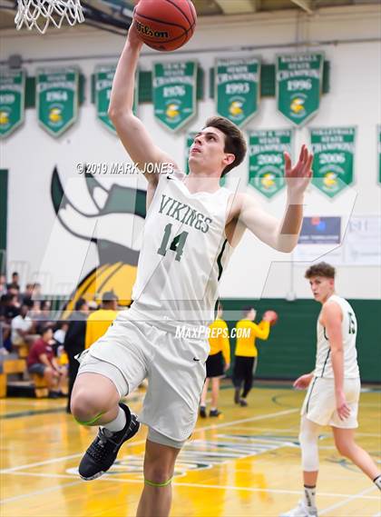 Thumbnail 2 in Sunnyslope vs. Greenway (Sunnyslope Hoopsgiving Basketball Tournament) photogallery.