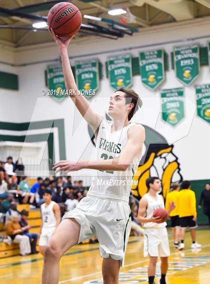 Thumbnail 2 in Sunnyslope vs. Greenway (Sunnyslope Hoopsgiving Basketball Tournament) photogallery.