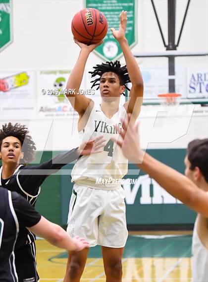 Thumbnail 3 in Sunnyslope vs. Greenway (Sunnyslope Hoopsgiving Basketball Tournament) photogallery.