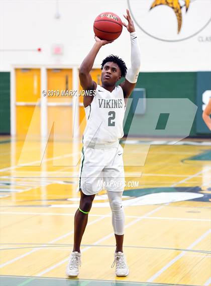 Thumbnail 2 in Sunnyslope vs. Greenway (Sunnyslope Hoopsgiving Basketball Tournament) photogallery.