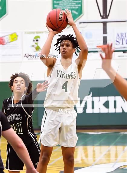 Thumbnail 2 in Sunnyslope vs. Greenway (Sunnyslope Hoopsgiving Basketball Tournament) photogallery.