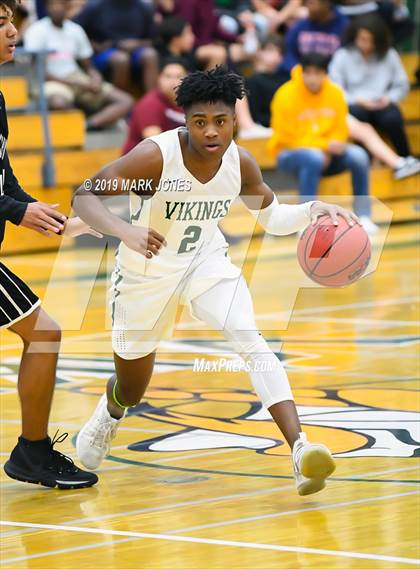 Thumbnail 3 in Sunnyslope vs. Greenway (Sunnyslope Hoopsgiving Basketball Tournament) photogallery.