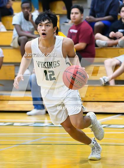 Thumbnail 2 in Sunnyslope vs. Greenway (Sunnyslope Hoopsgiving Basketball Tournament) photogallery.