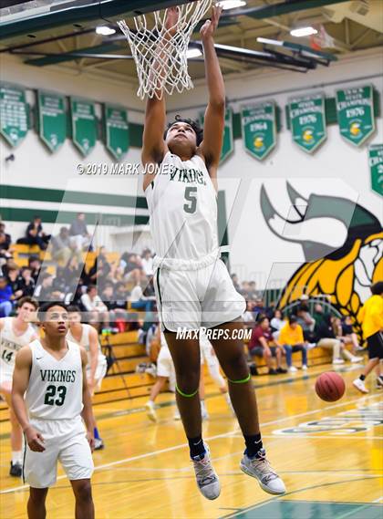 Thumbnail 3 in Sunnyslope vs. Greenway (Sunnyslope Hoopsgiving Basketball Tournament) photogallery.