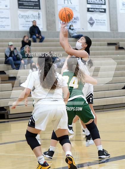 Thumbnail 2 in Brea Olinda vs. Troy (Tom Riach Tournament) photogallery.