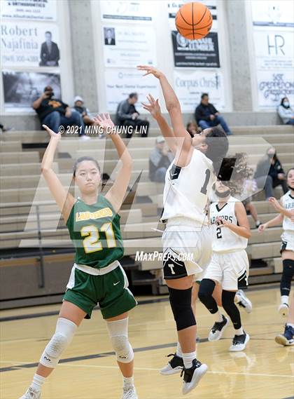 Thumbnail 3 in Brea Olinda vs. Troy (Tom Riach Tournament) photogallery.