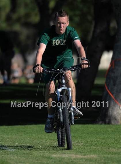 Thumbnail 1 in Moore League Finals photogallery.
