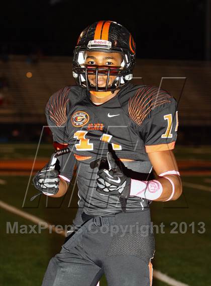 Thumbnail 2 in Bullard @ Gilmer photogallery.