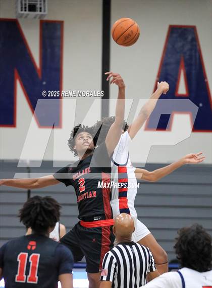 Thumbnail 2 in Village Christian vs Maranatha photogallery.