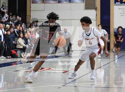 Thumbnail 1 in Village Christian vs Maranatha photogallery.