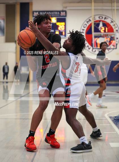 Thumbnail 2 in Village Christian vs Maranatha photogallery.