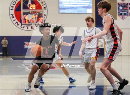 Thumbnail 2 in Village Christian vs Maranatha photogallery.