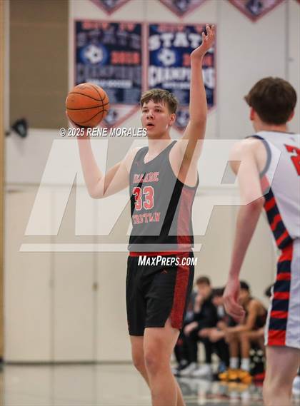 Thumbnail 3 in Village Christian vs Maranatha photogallery.